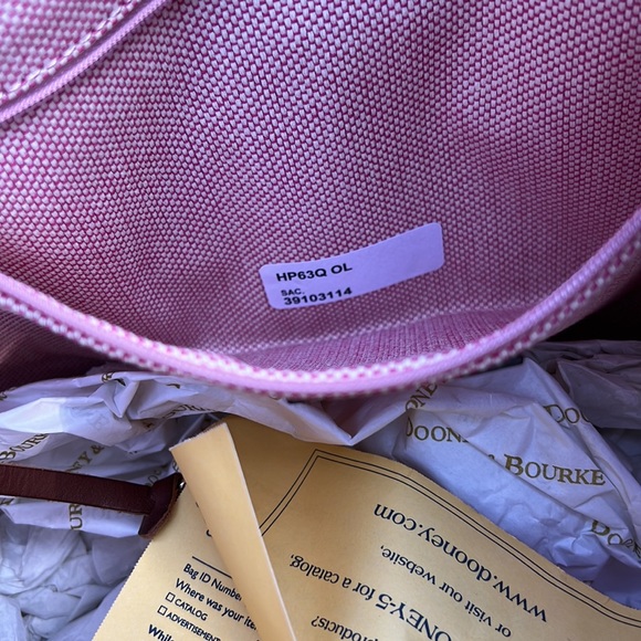 Dooney & Bourke classic monogram bucket bag - Picture 7 of 12